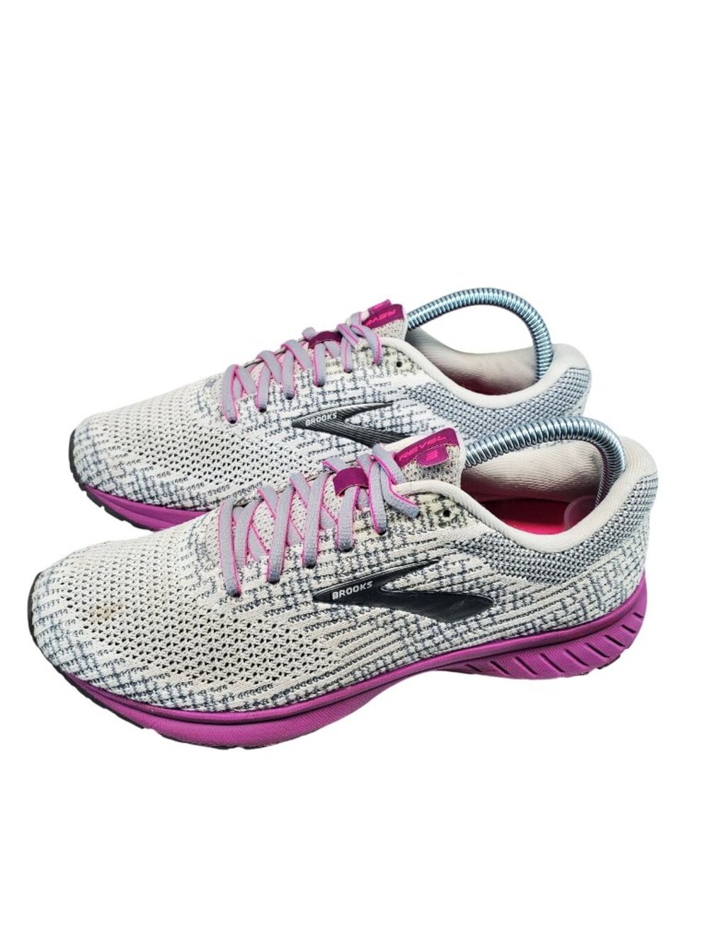 Broooks Shoes Womens Size 9 Gray & Pink Revel 3 Athletic Sneakers *Read*